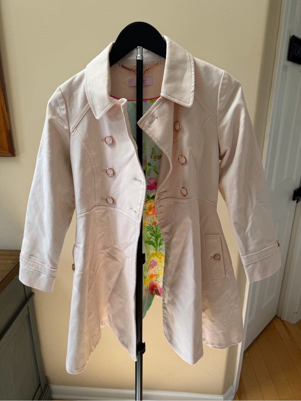 Ted Baker Girls Trench Coat Pink Floral Lining Gold Buttons L